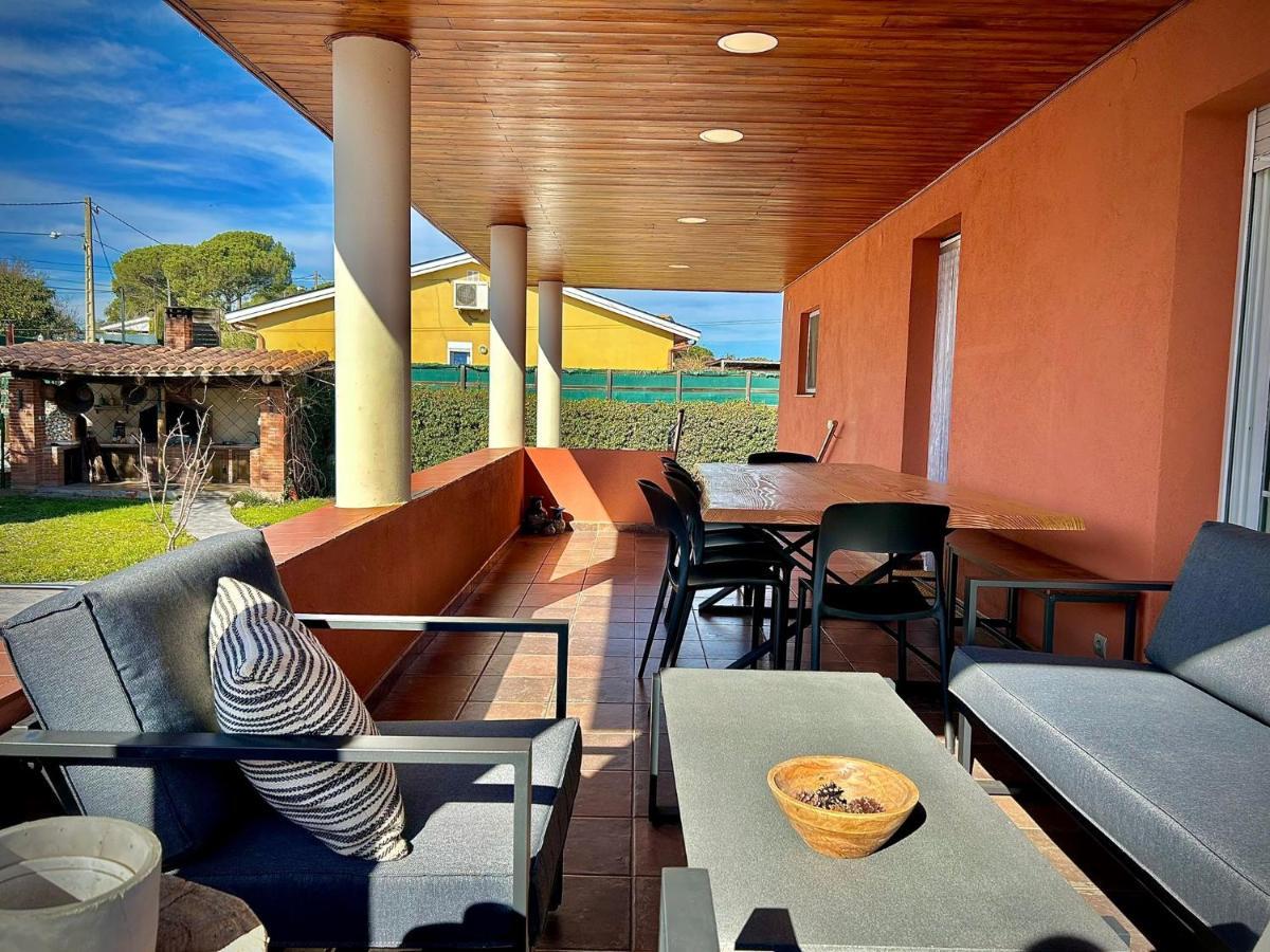 Piscina De Sal Barbacoa Wifi, Parking Gratis, 3 Min Pga Casa El Roble Villa Girona Kültér fotó
