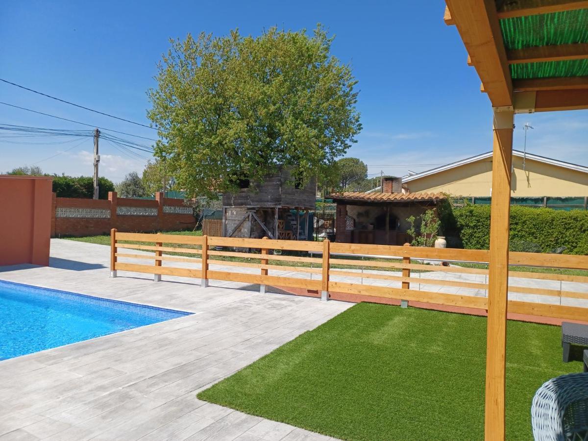 Piscina De Sal Barbacoa Wifi, Parking Gratis, 3 Min Pga Casa El Roble Villa Girona Kültér fotó