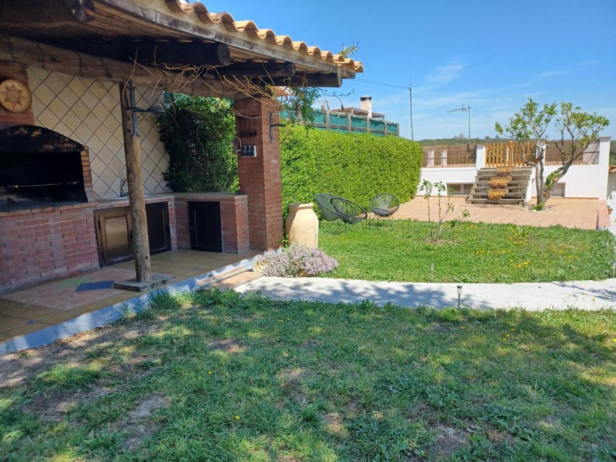 Piscina De Sal Barbacoa Wifi, Parking Gratis, 3 Min Pga Casa El Roble Villa Girona Kültér fotó